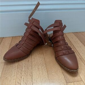 Steve Madden Chestnut Strappy Sandals